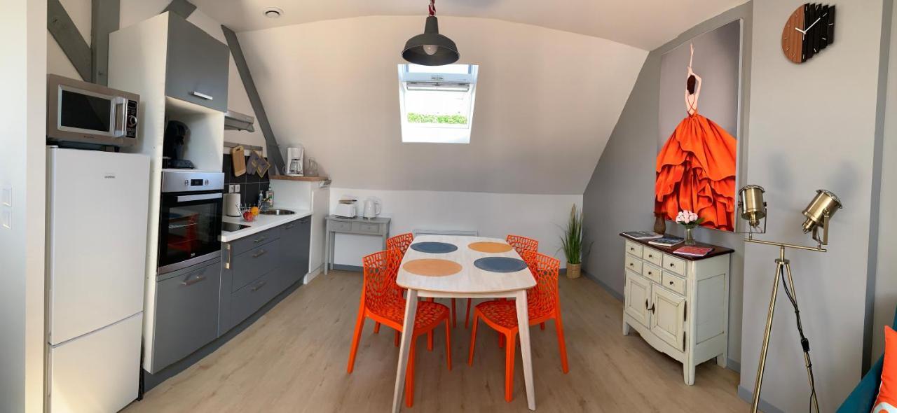 Superlogis - Sous Les Toits - T2- 3Etoiles - Blois-Hypercentre 1 Chambre 4 Personnes Kültér fotó